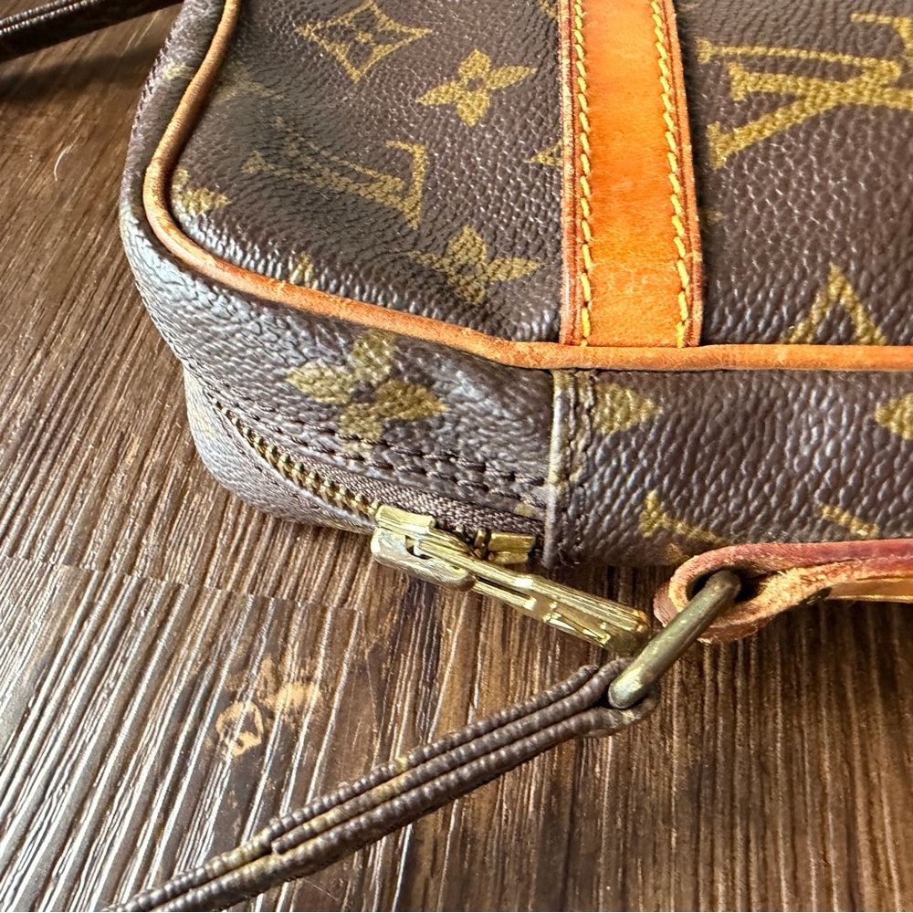 Louis Vuitton Danube Monogram Crossbody Shoulder Bag Vintage LV - Picture 6 of 14